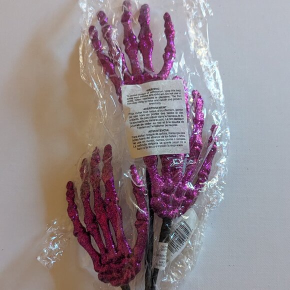 NWT 3 Skeleton Hands Pink Glitter Floral Pick Ashland Goth Halloween Decoration - Picture 5 of 11